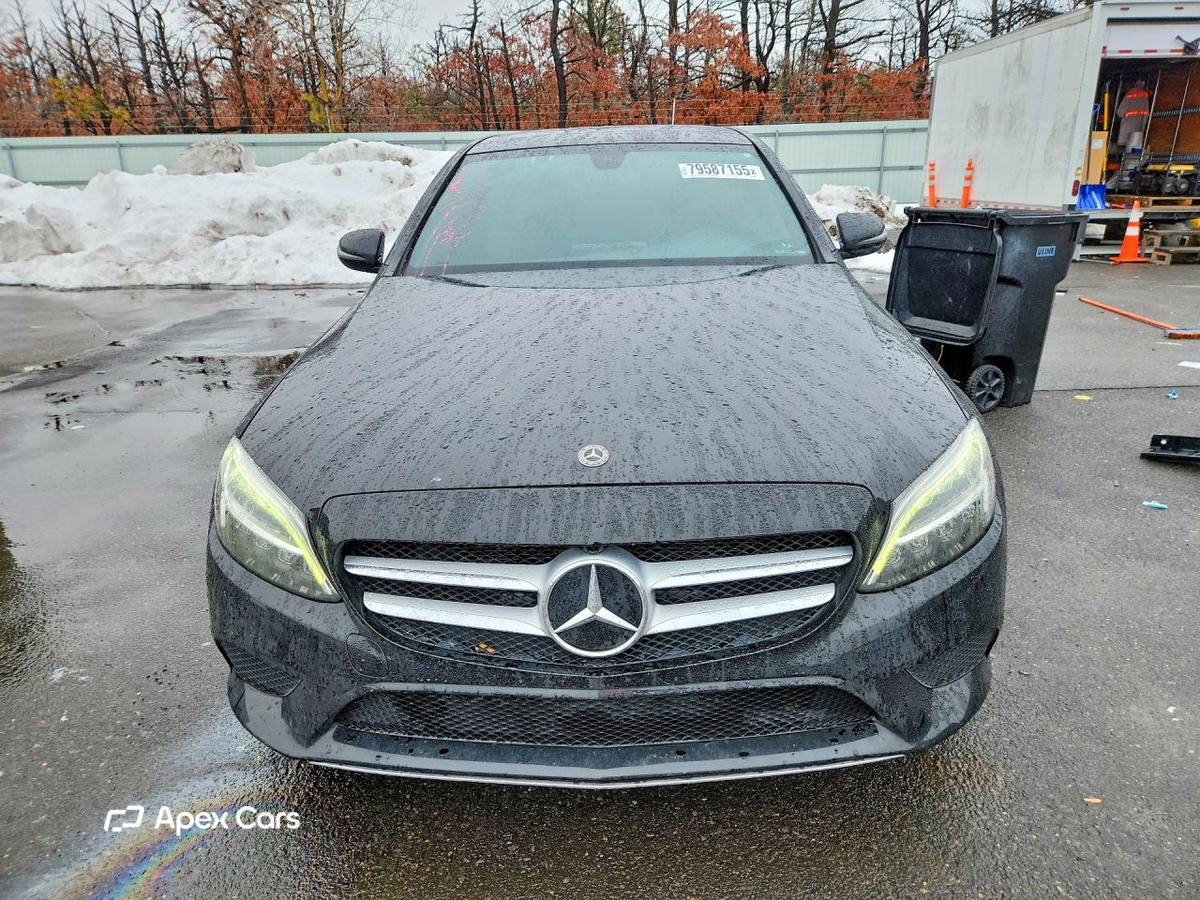 Mercedes-Benz  2020