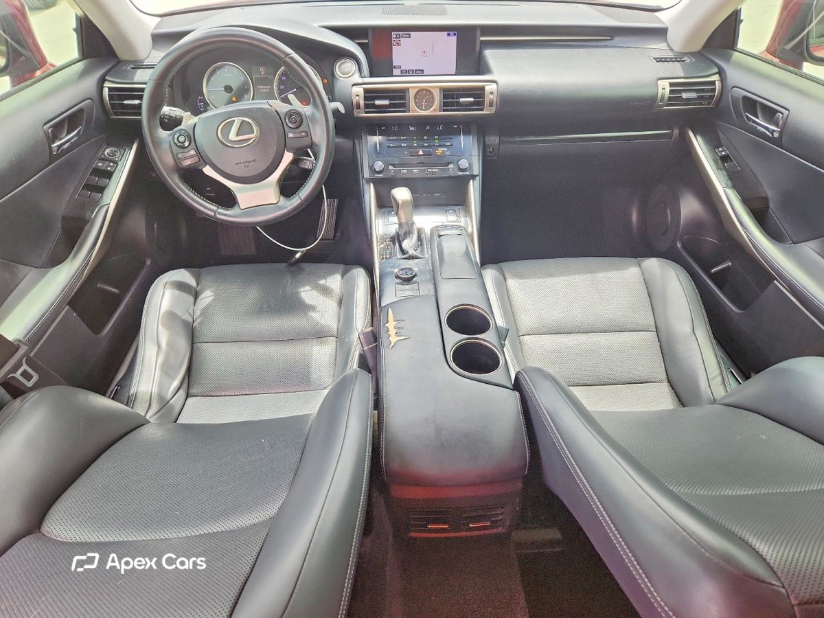 Lexus IS 2014