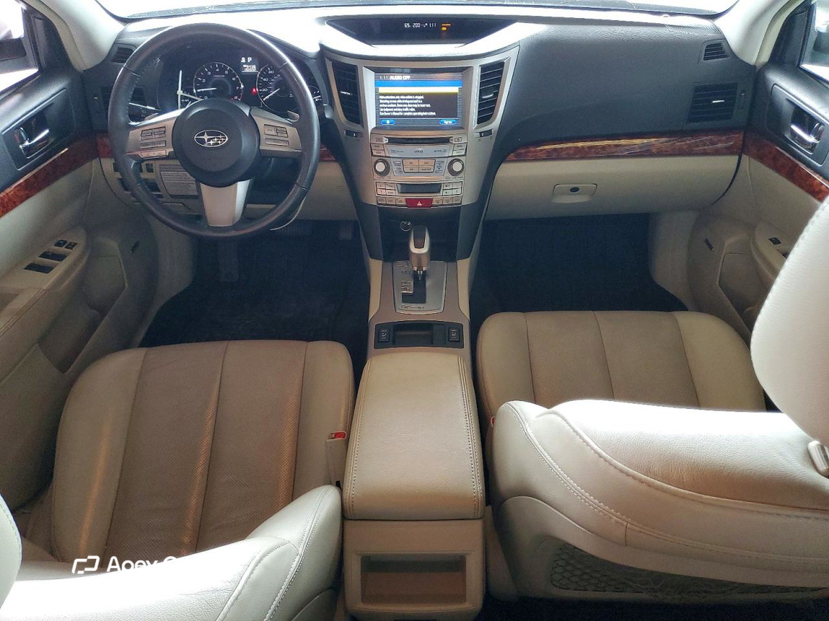 Subaru Outback 2011
