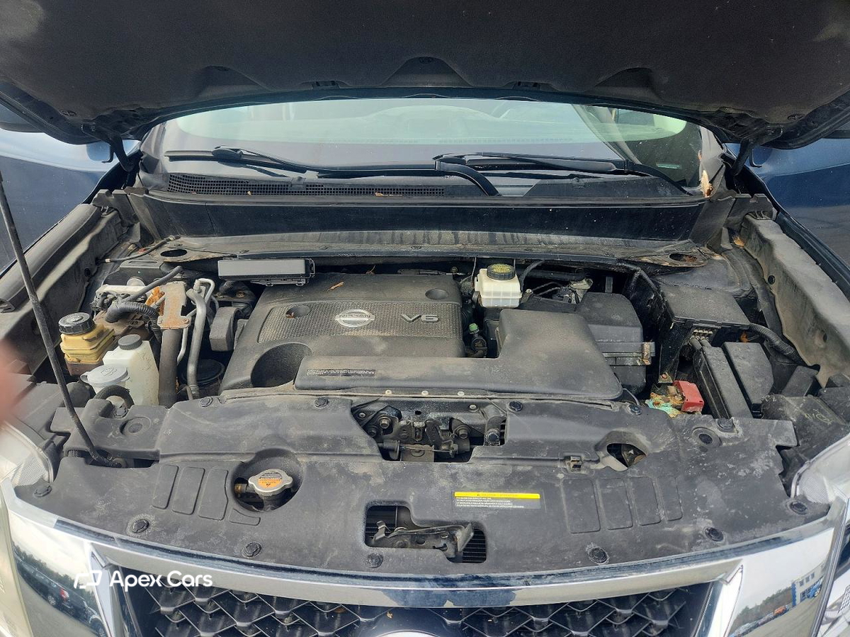 Nissan Pathfinder 2014