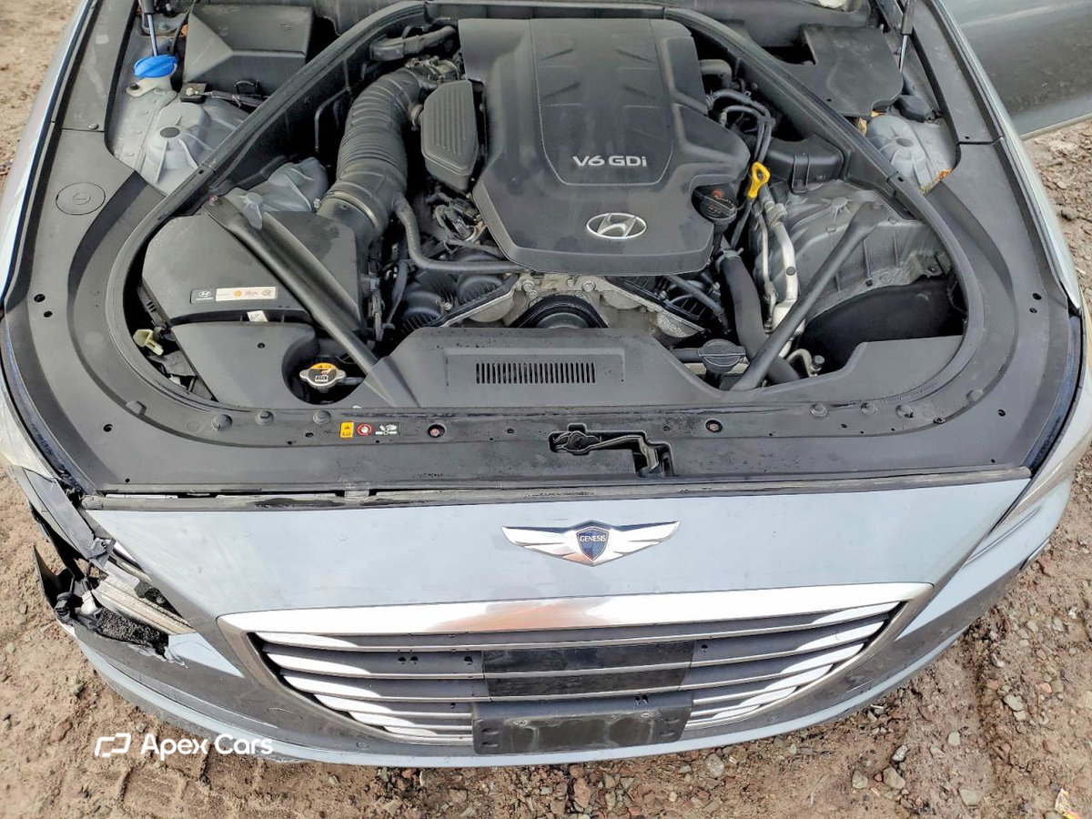 Hyundai Genesis 2016