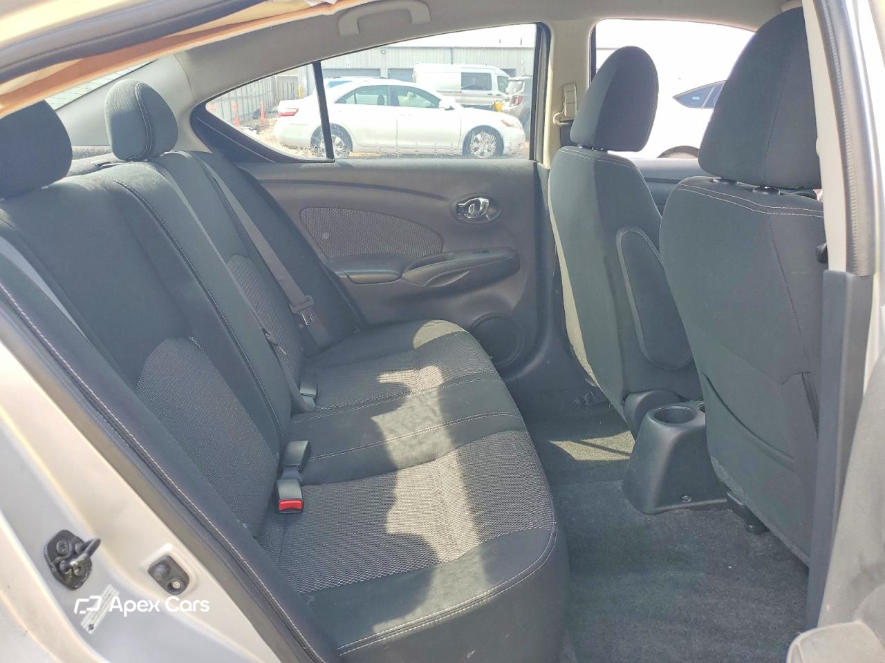 Nissan Versa 2016