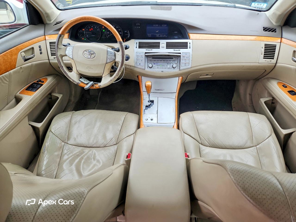 Toyota Avalon 2006
