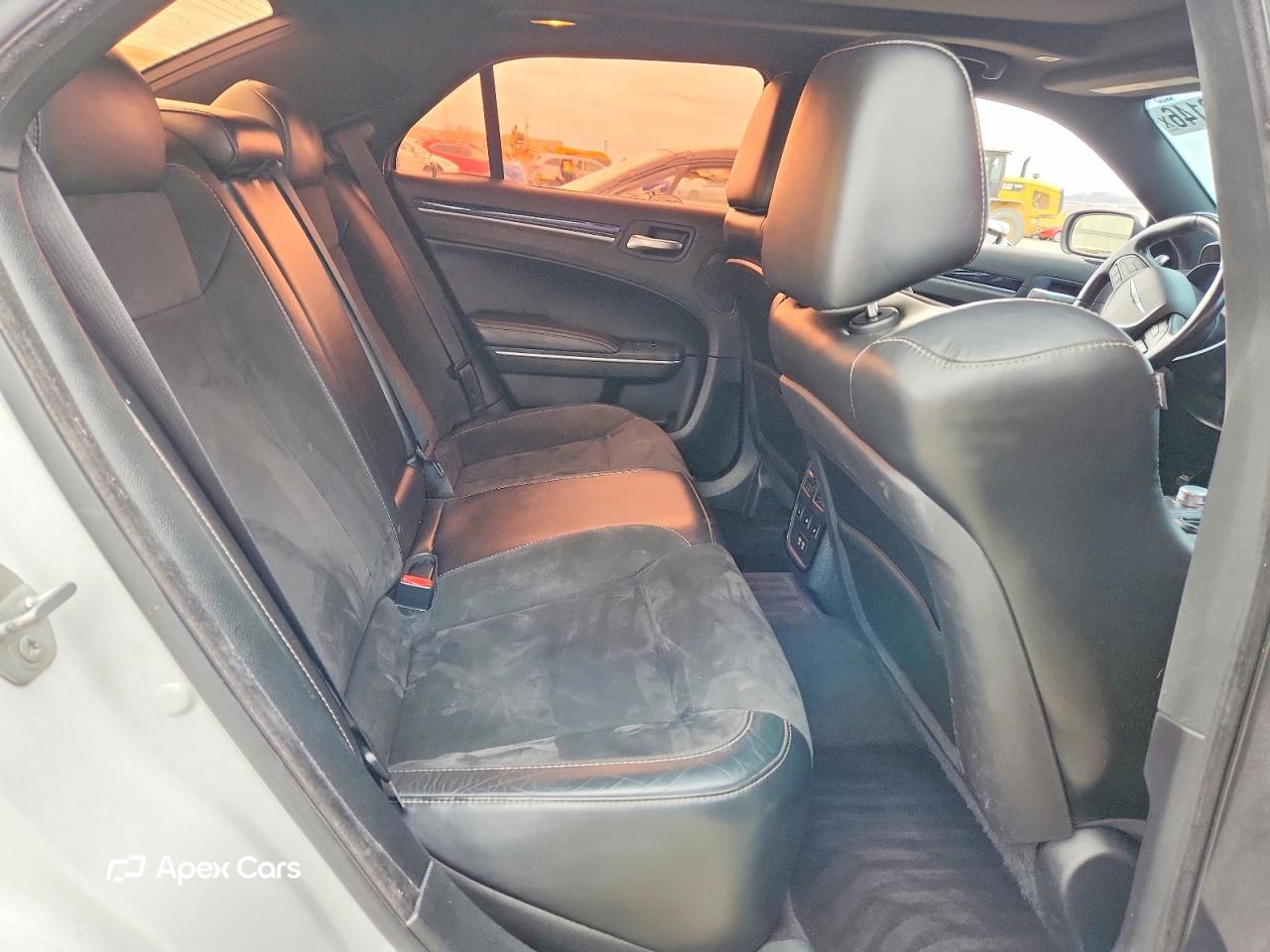 Chrysler 300 2017