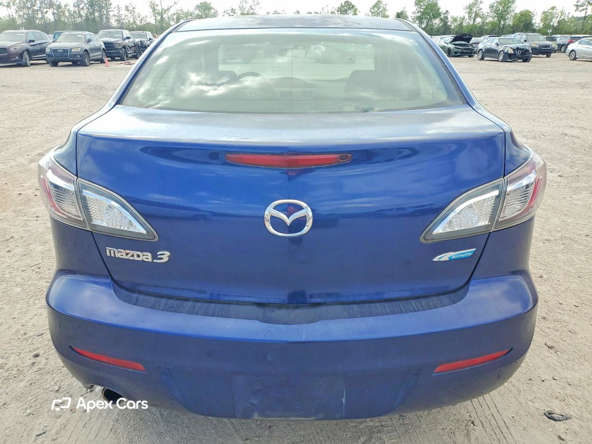 Mazda 3 2013