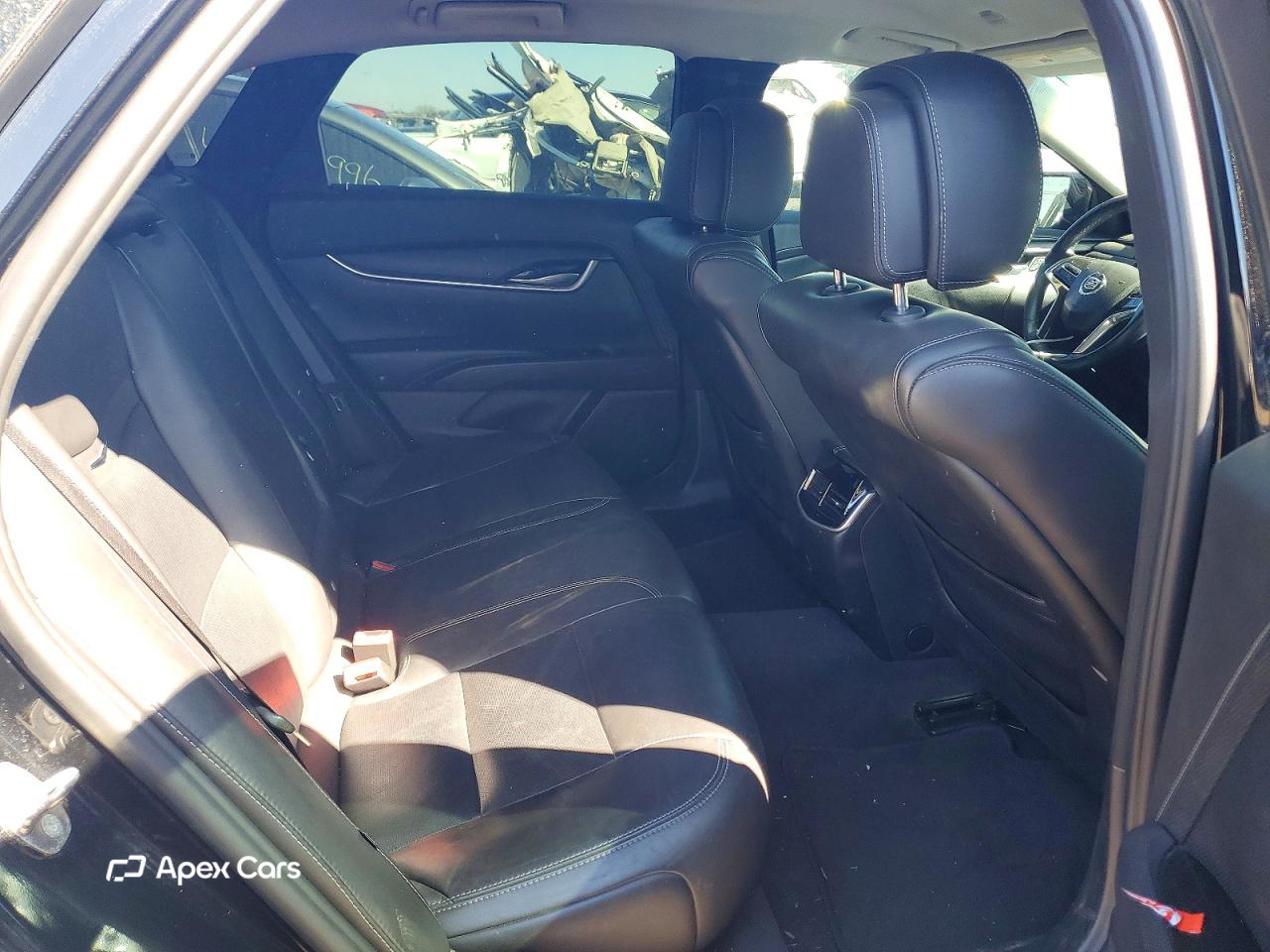 Cadillac XTS 2014