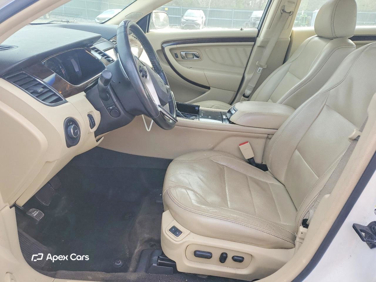 Ford Taurus 2013