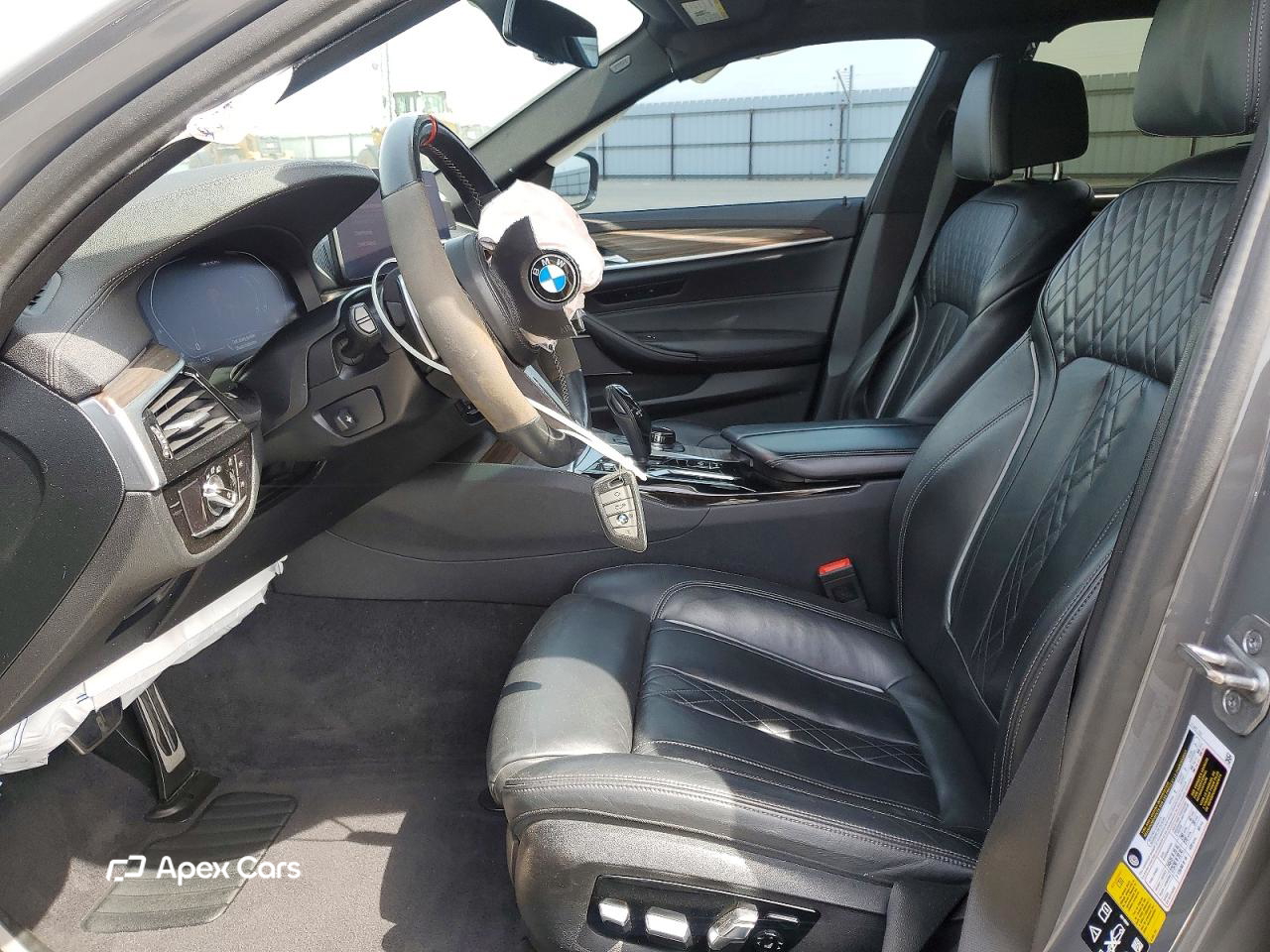 BMW M5 2022