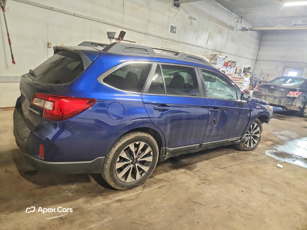Subaru Outback 2015