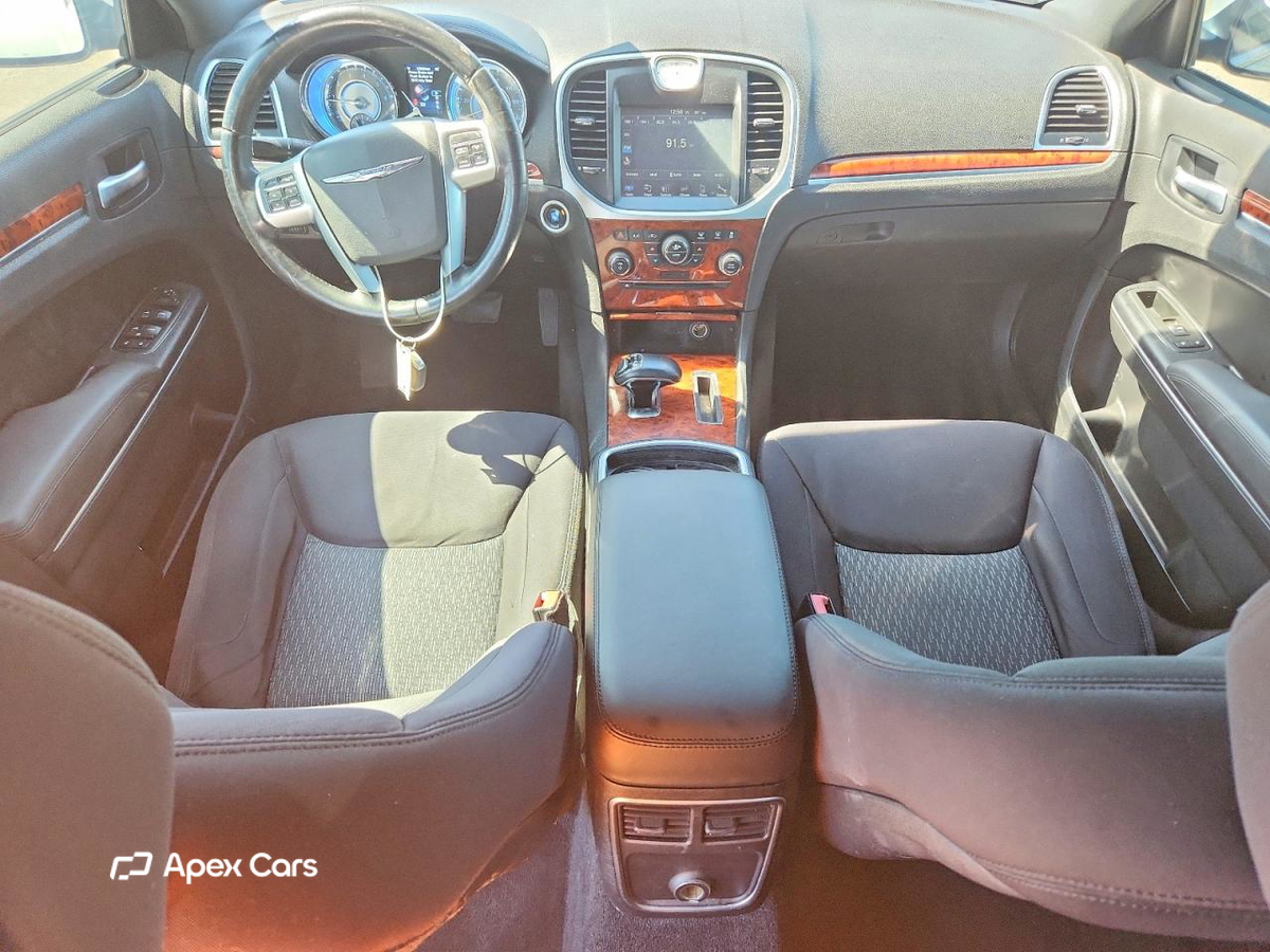 Chrysler 300 2012