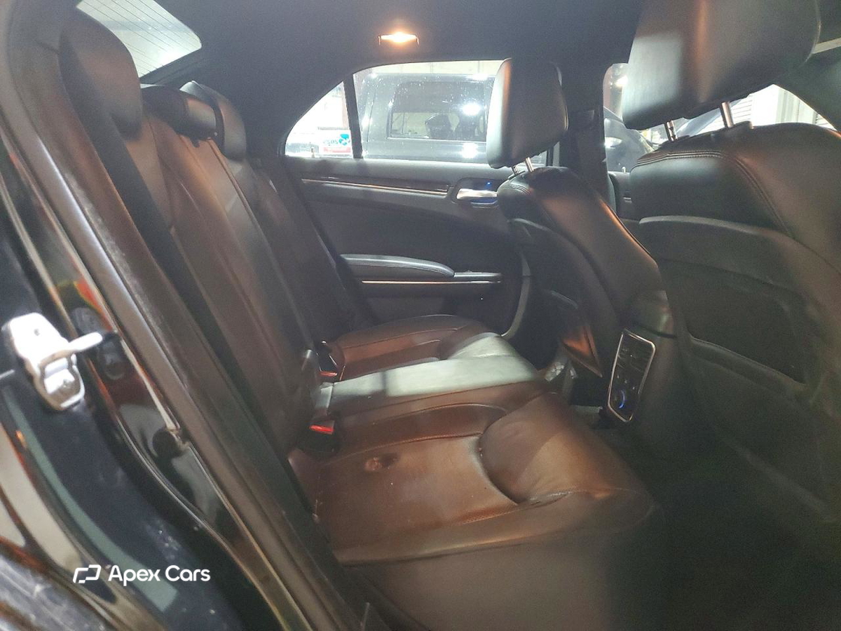 Chrysler 300 2013