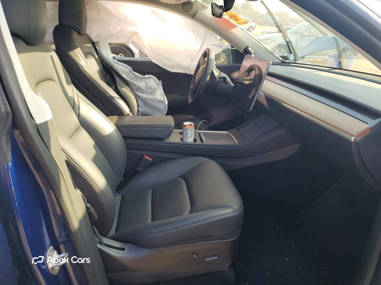Tesla Model Y 2022