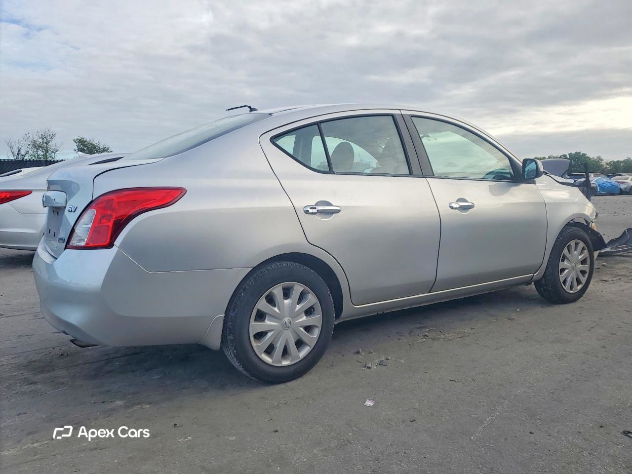 Nissan Versa 2012