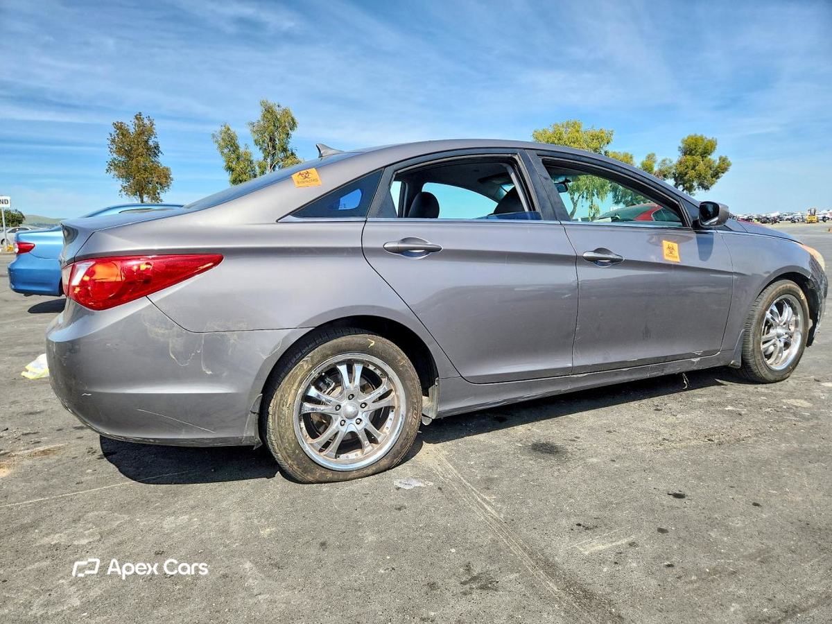 Hyundai Sonata 2011