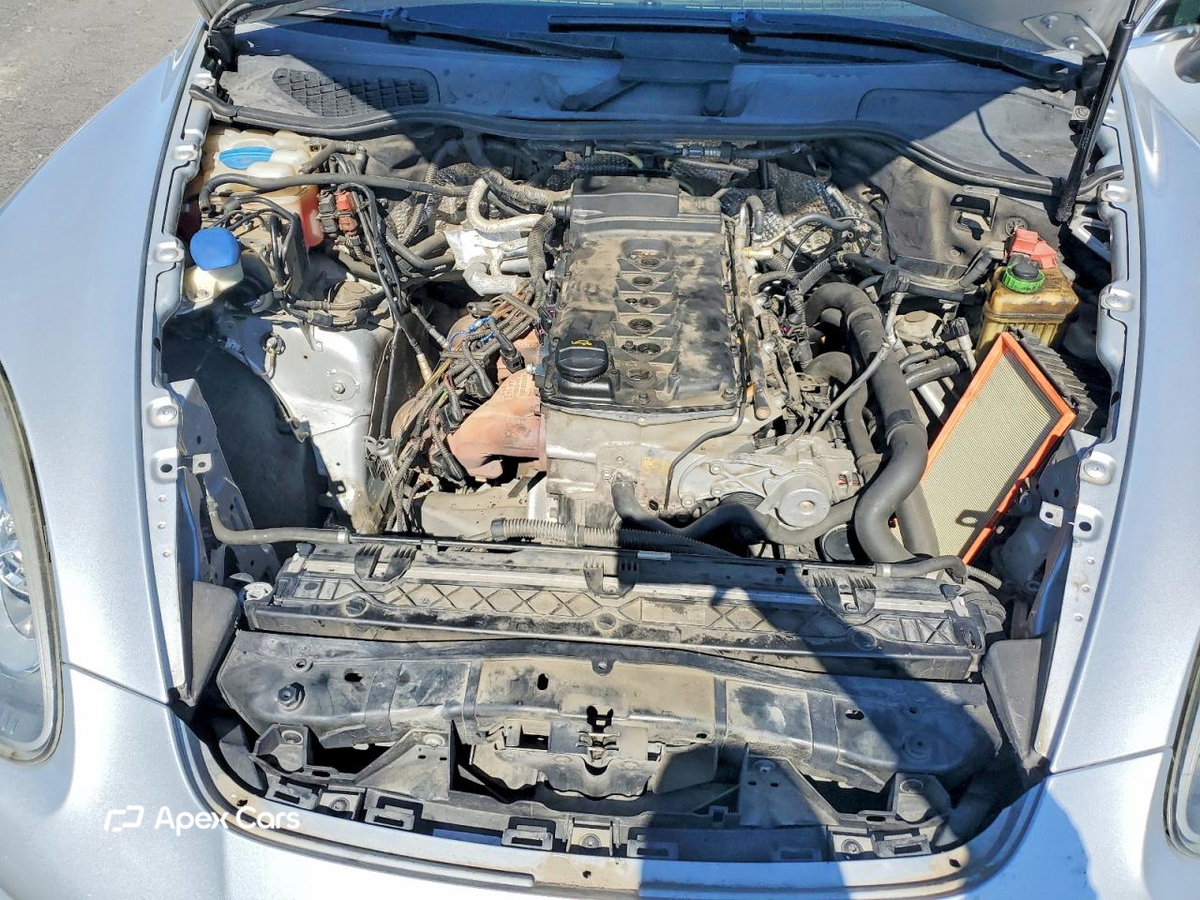 Porsche Cayenne 2011