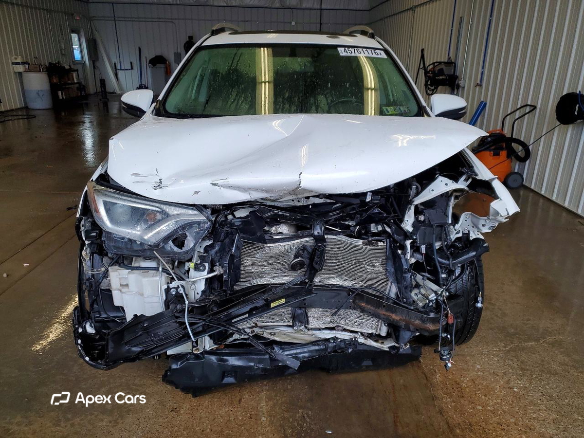 Toyota RAV 4 2016