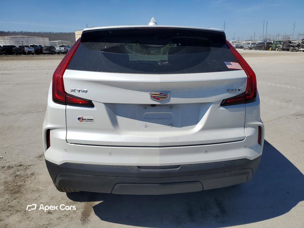 Cadillac XT4 2024