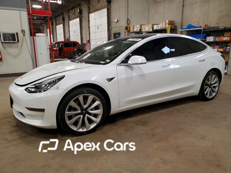 Tesla Model 3 2020 - Image 1 of 13
