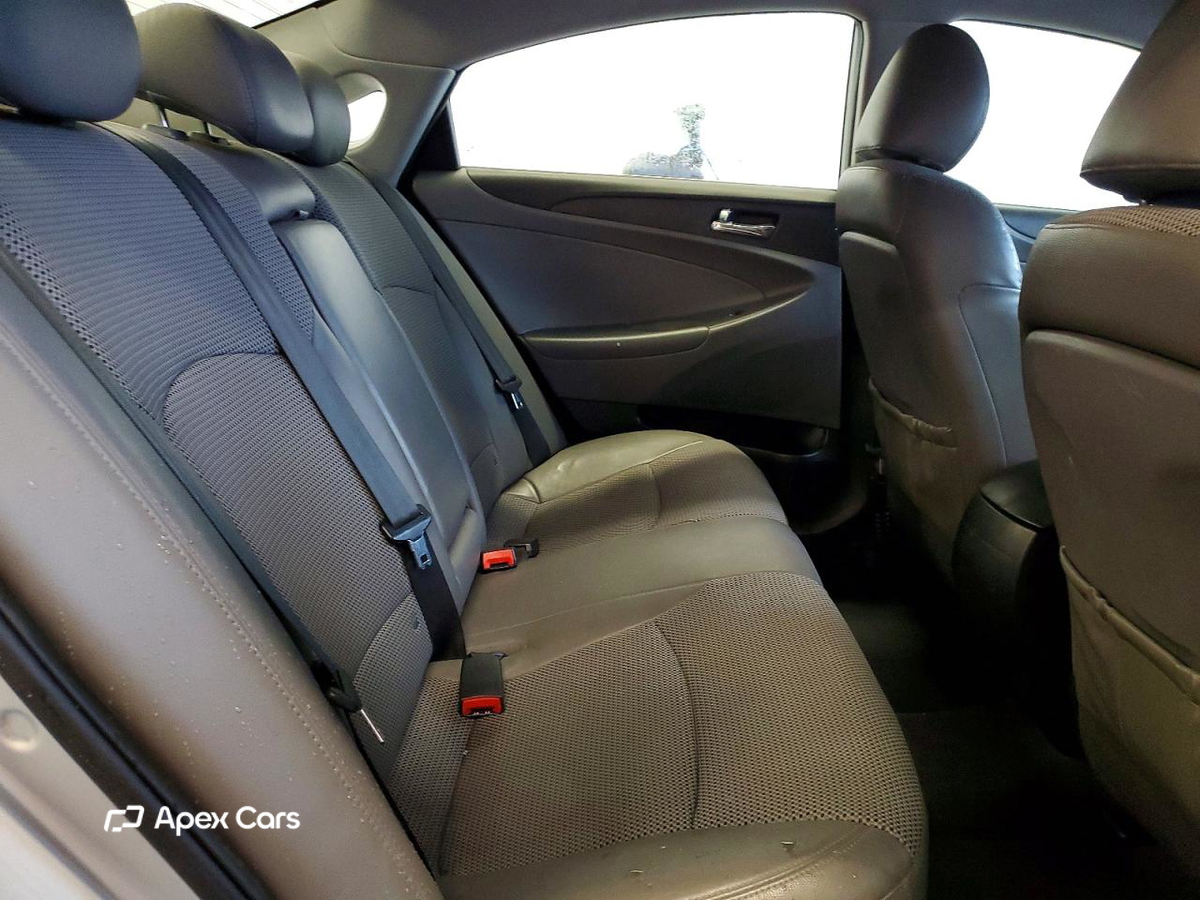 Hyundai Sonata 2012