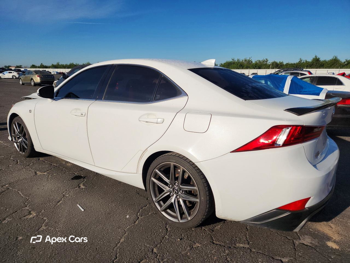 Lexus IS 2016