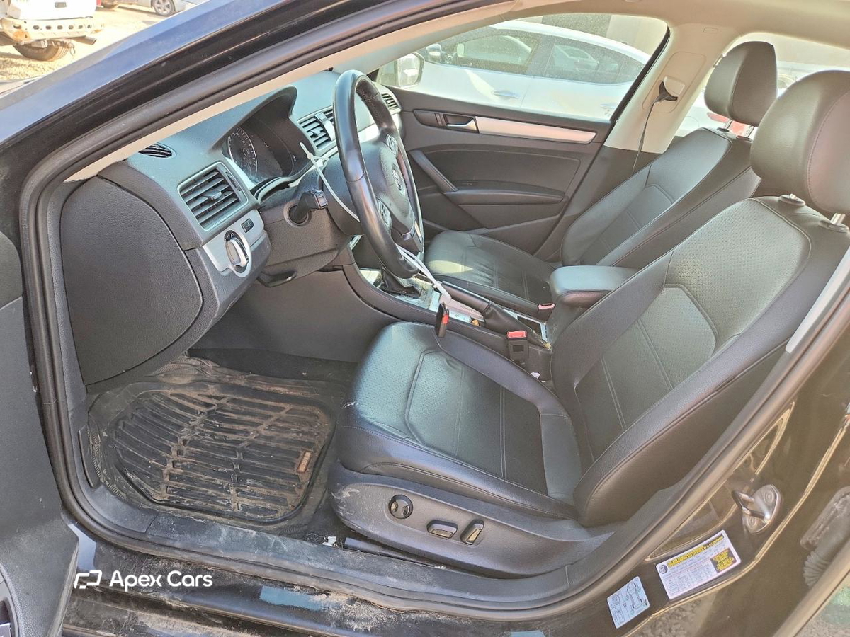 Volkswagen Passat 2012