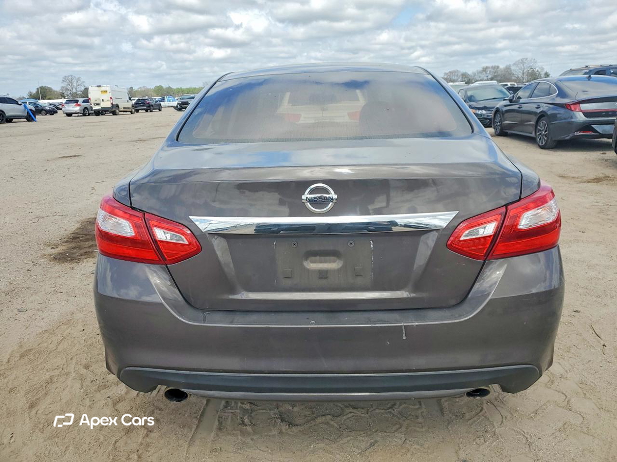 Nissan Altima 2017