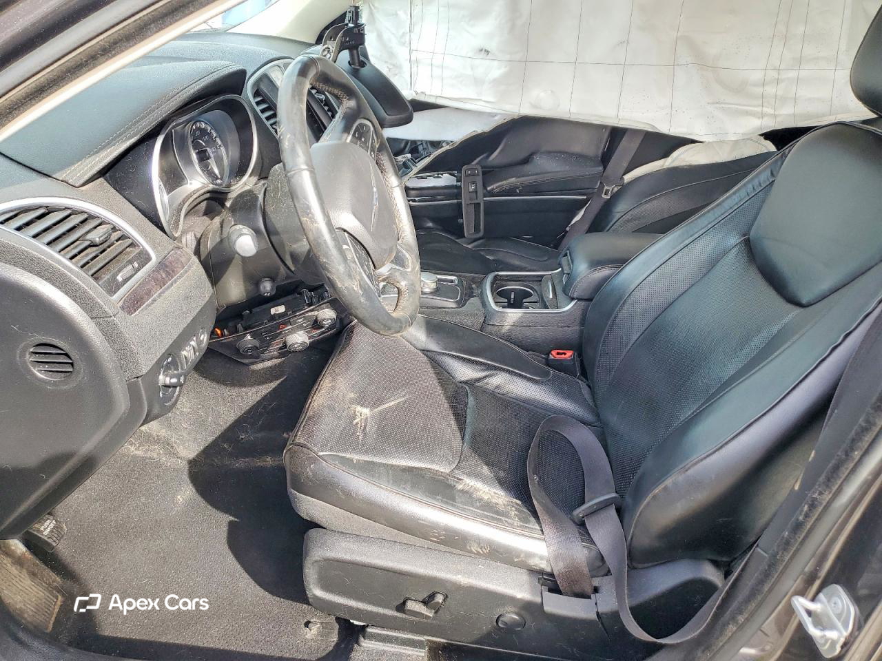 Chrysler 300 2022
