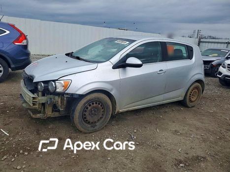 Chevrolet Sonic 2013 - Image 1 of 13