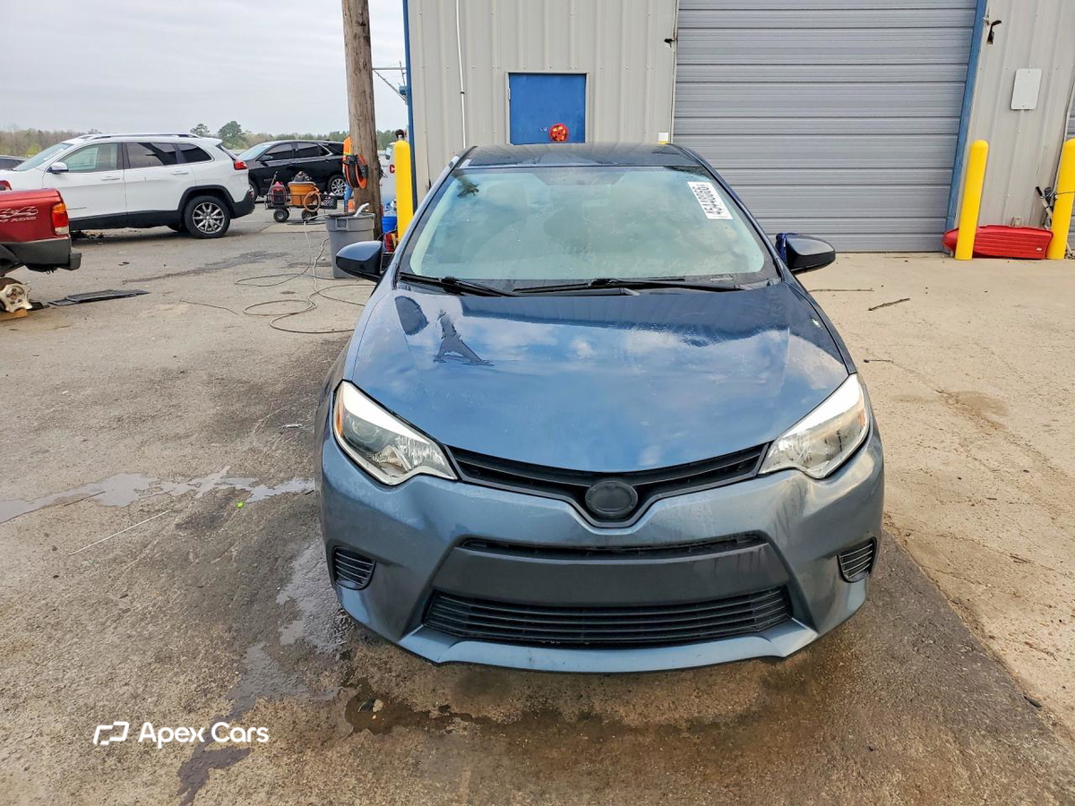 Toyota Corolla 2015