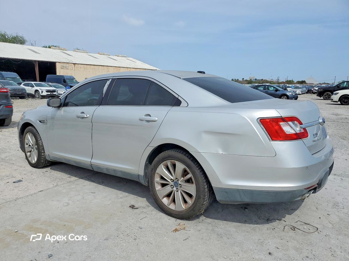Ford Taurus 2010