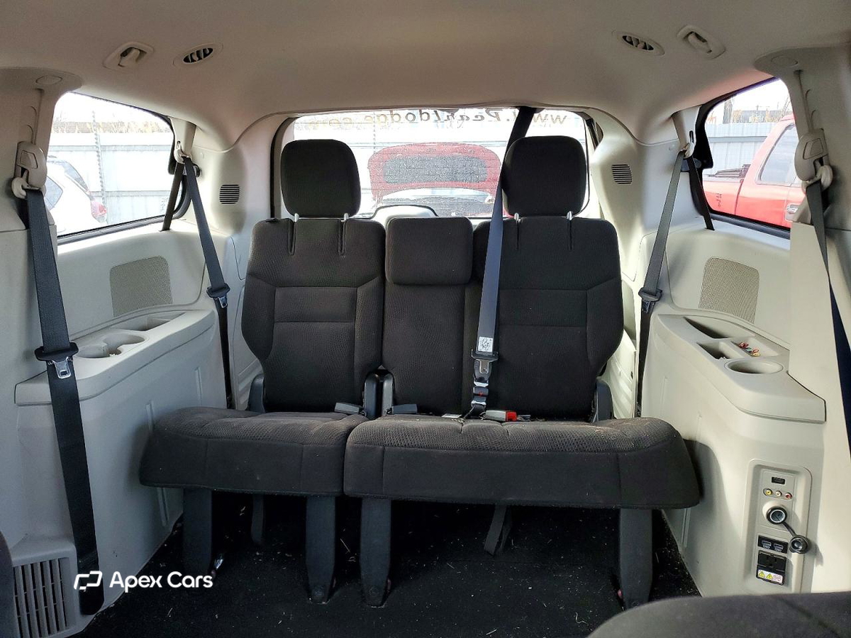 Dodge Caravan 2015