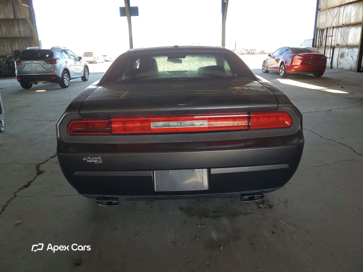 Dodge Challenger 2013