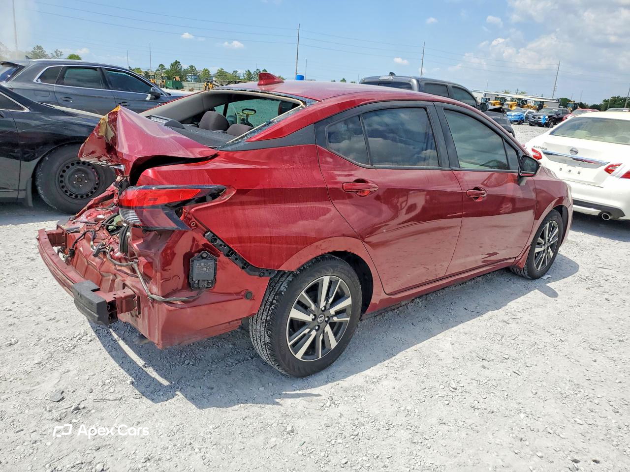 Nissan Versa 2021
