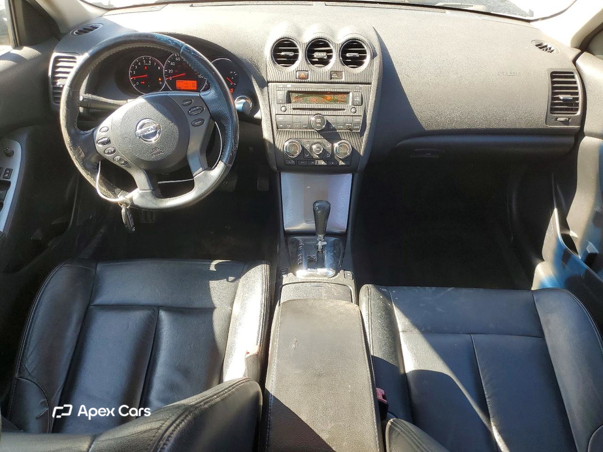 Nissan Altima 2012