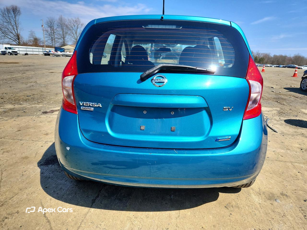 Nissan Versa 2015