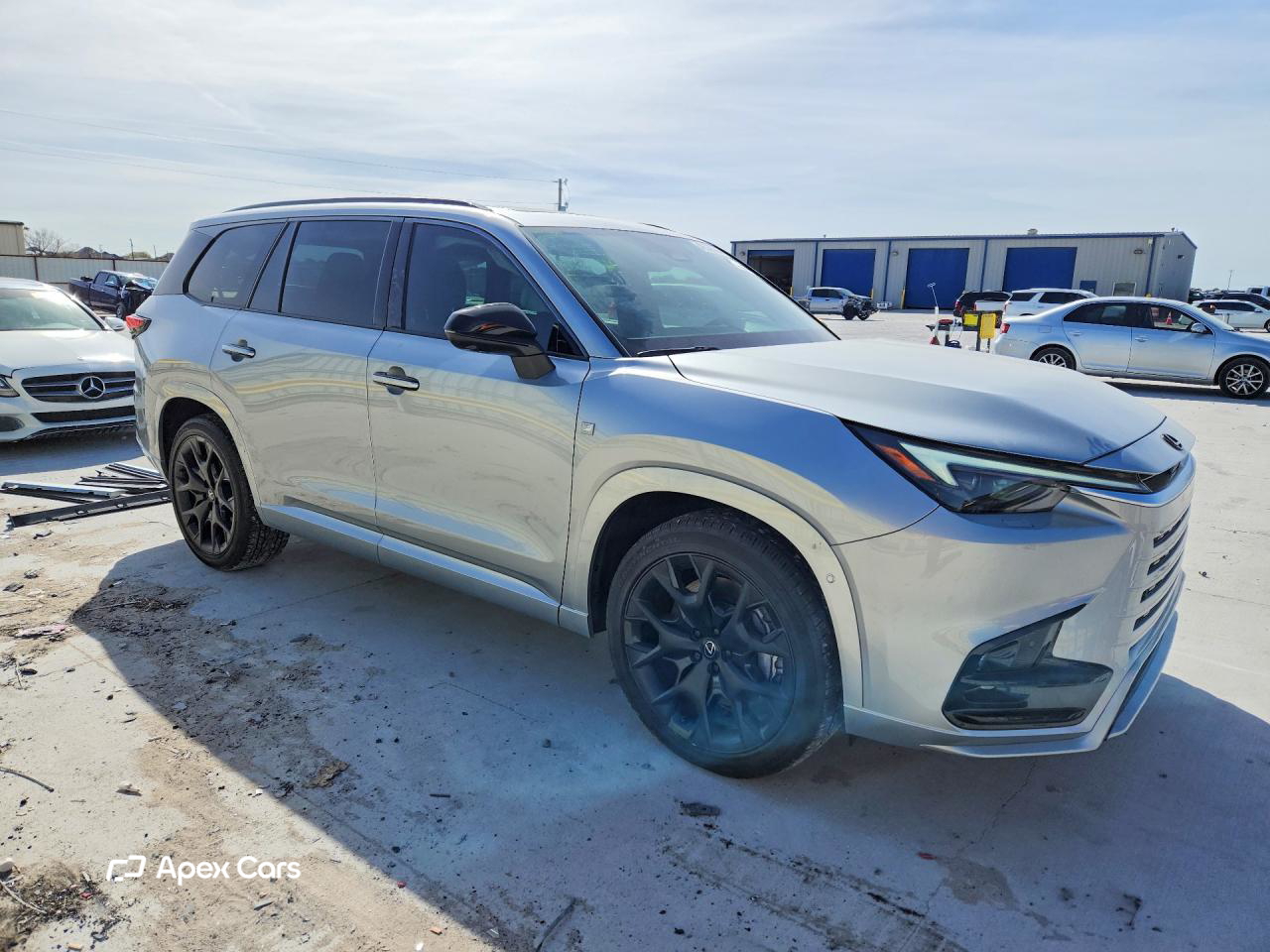 Lexus TX 2025