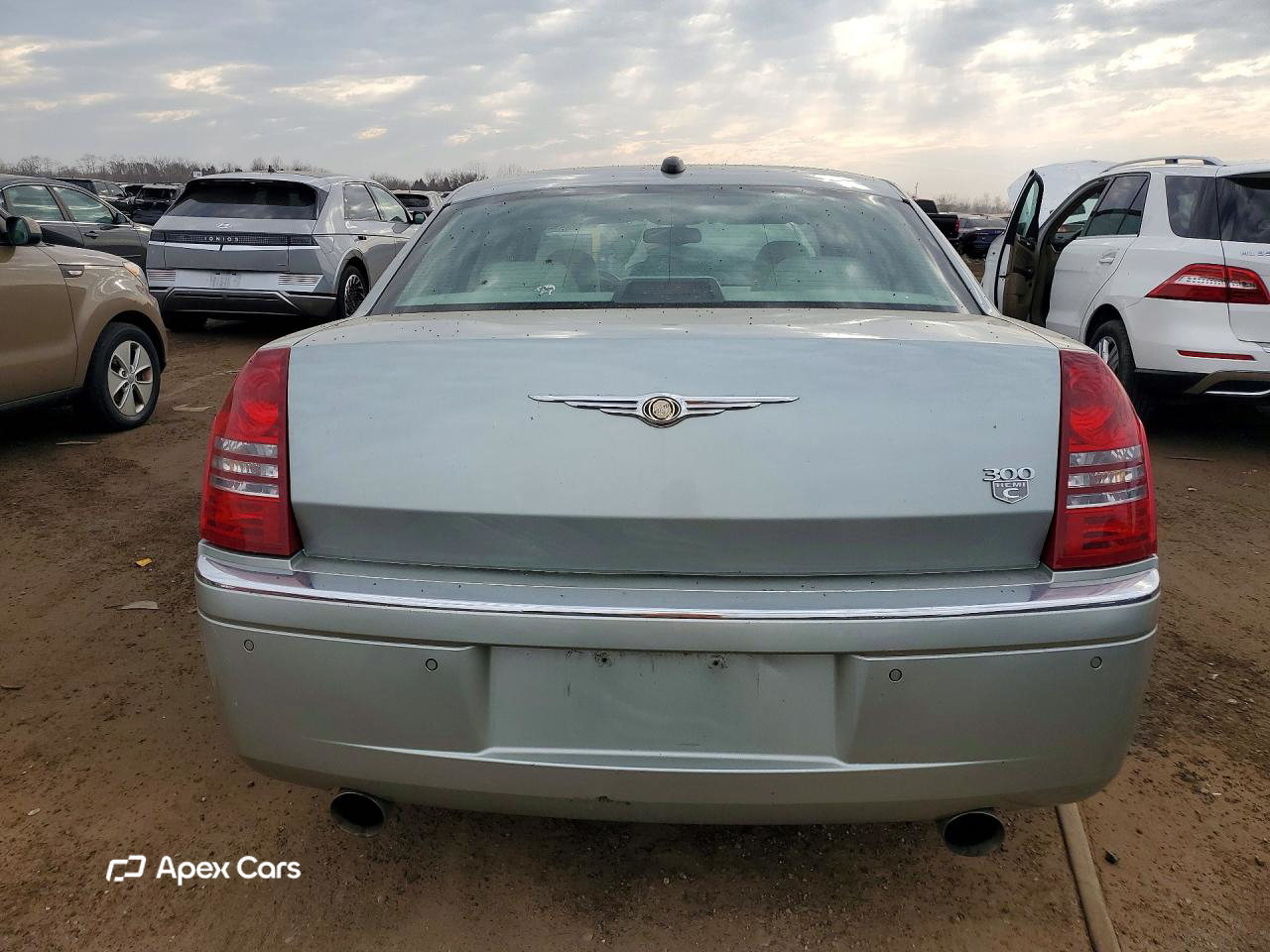 Chrysler 300 2005