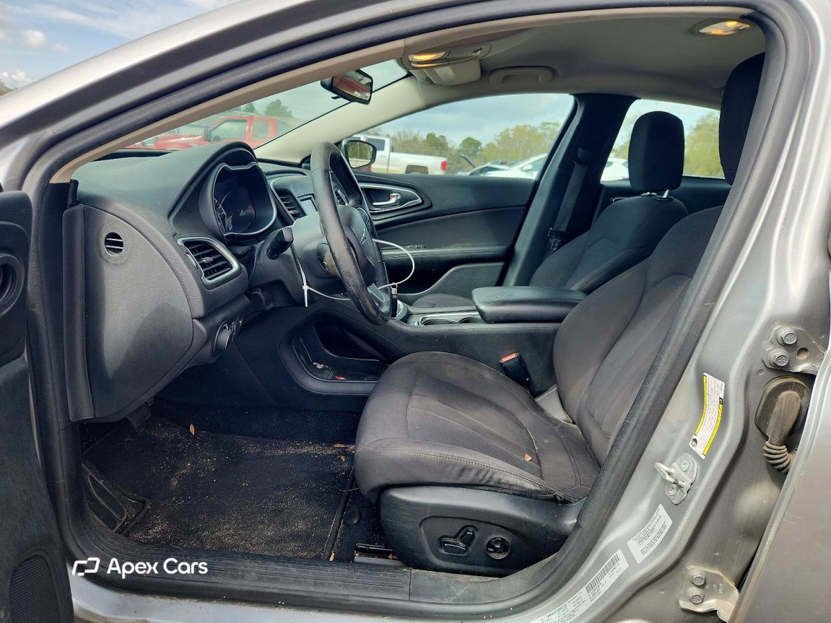 Chrysler 200 2015