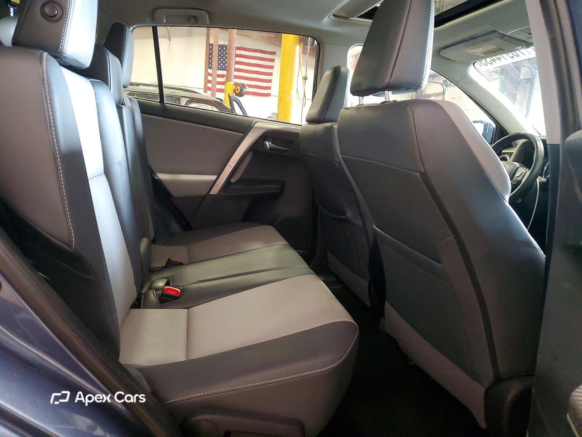 Toyota RAV 4 2014