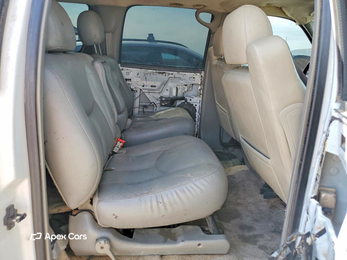 Chevrolet Suburban 2003