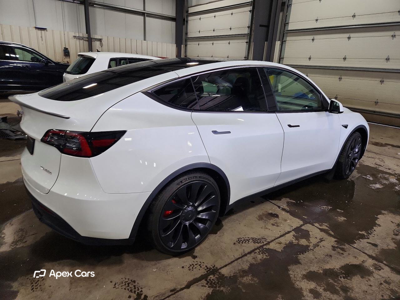 Tesla Model Y 2022