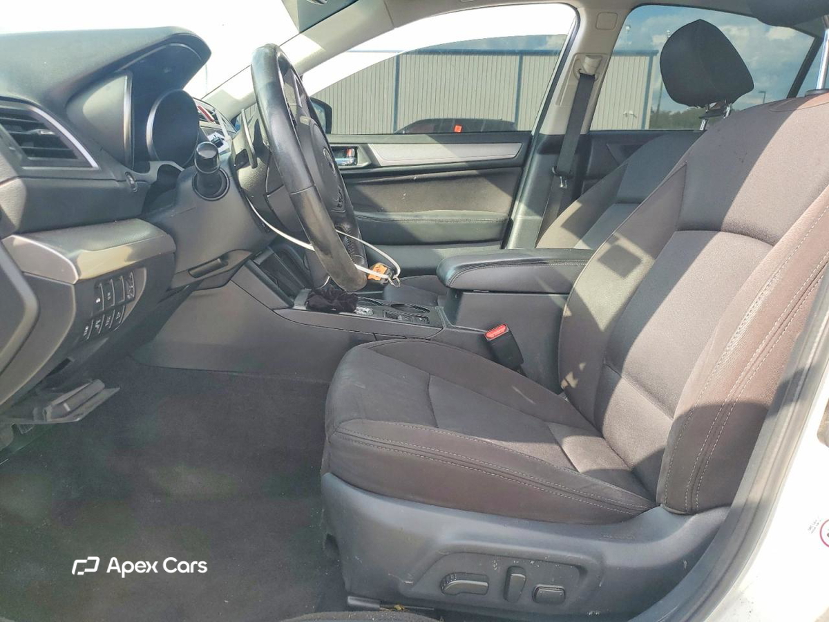 Subaru Legacy 2015