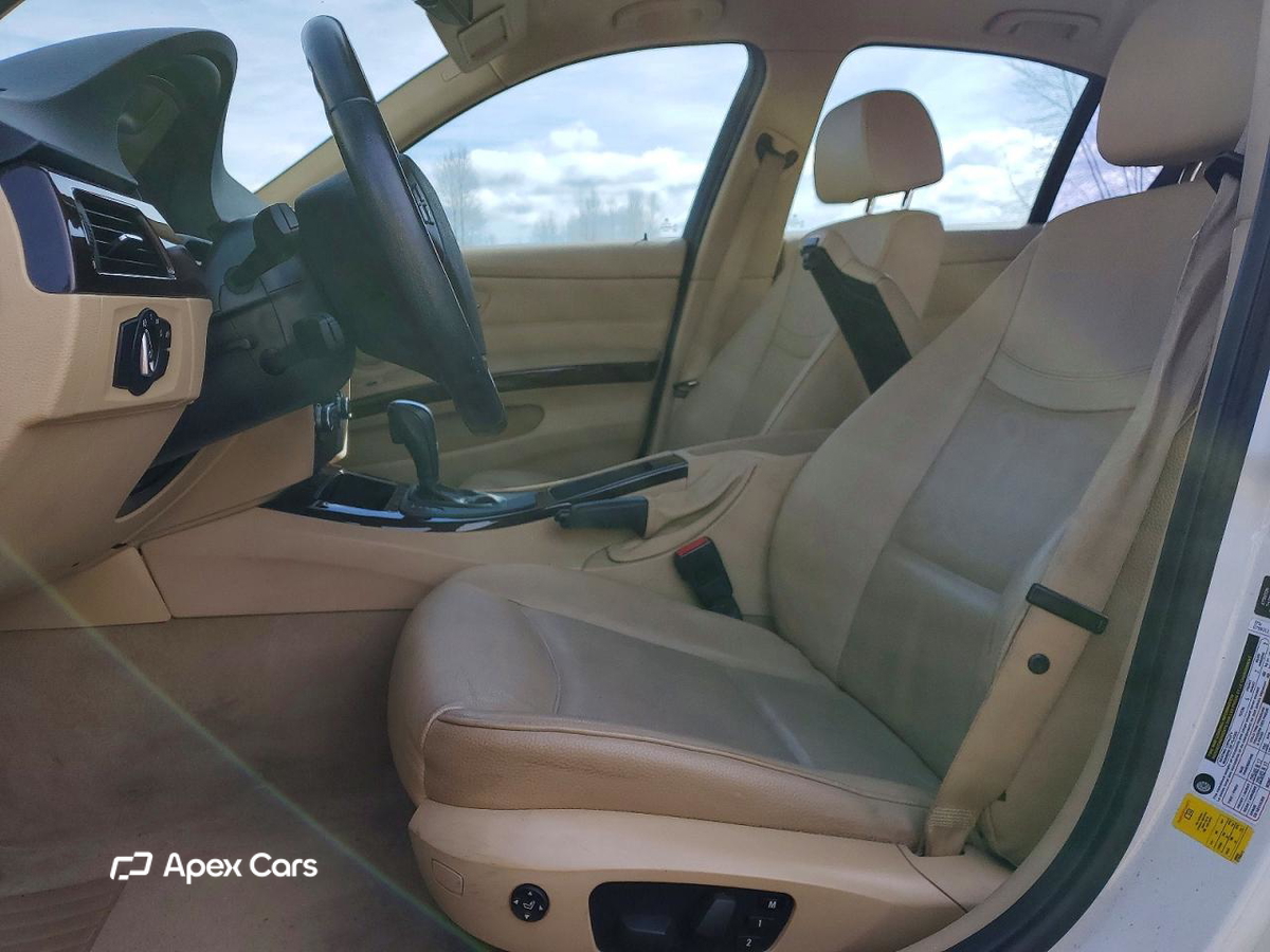 BMW Series 3 2011