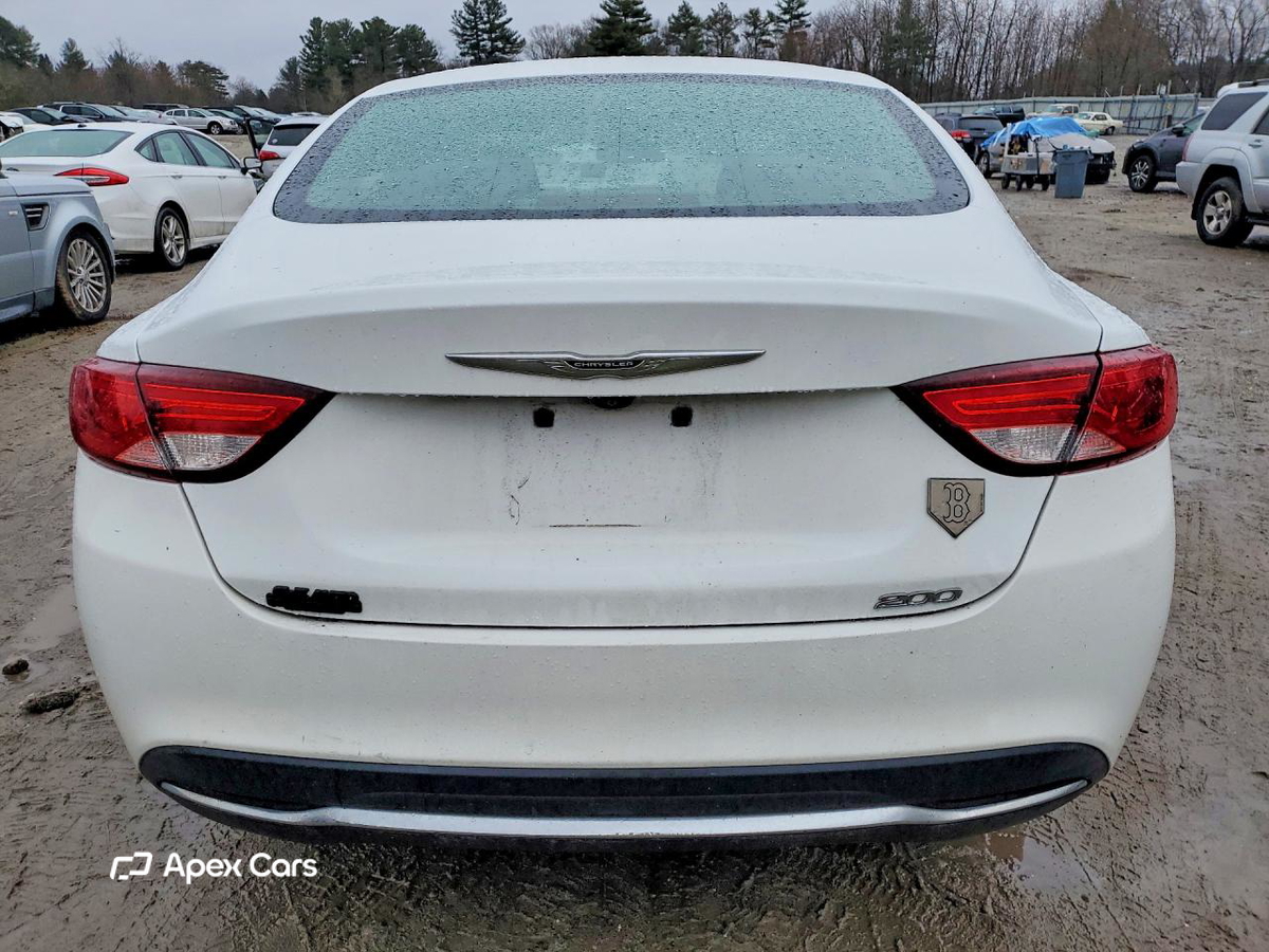 Chrysler 200 2015