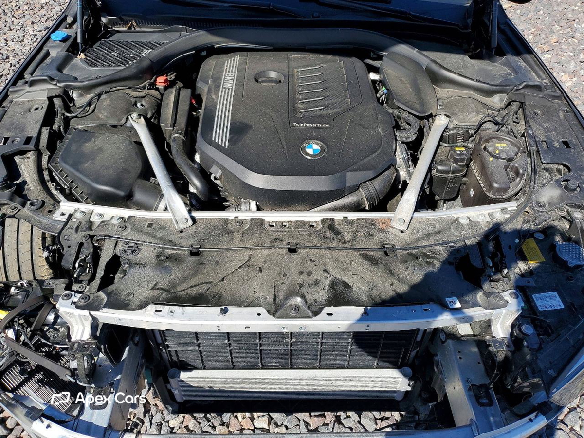 BMW Series 8 2021