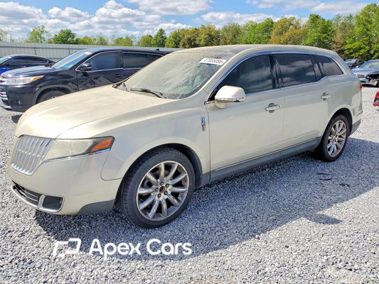 Lincoln MKT 2010 - Image 1 of 13