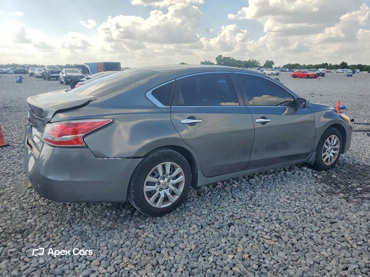 Nissan Altima 2015
