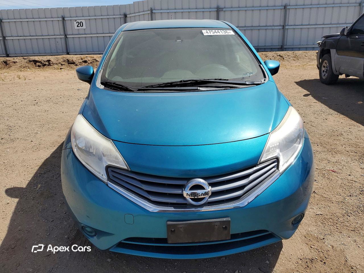Nissan Versa 2016