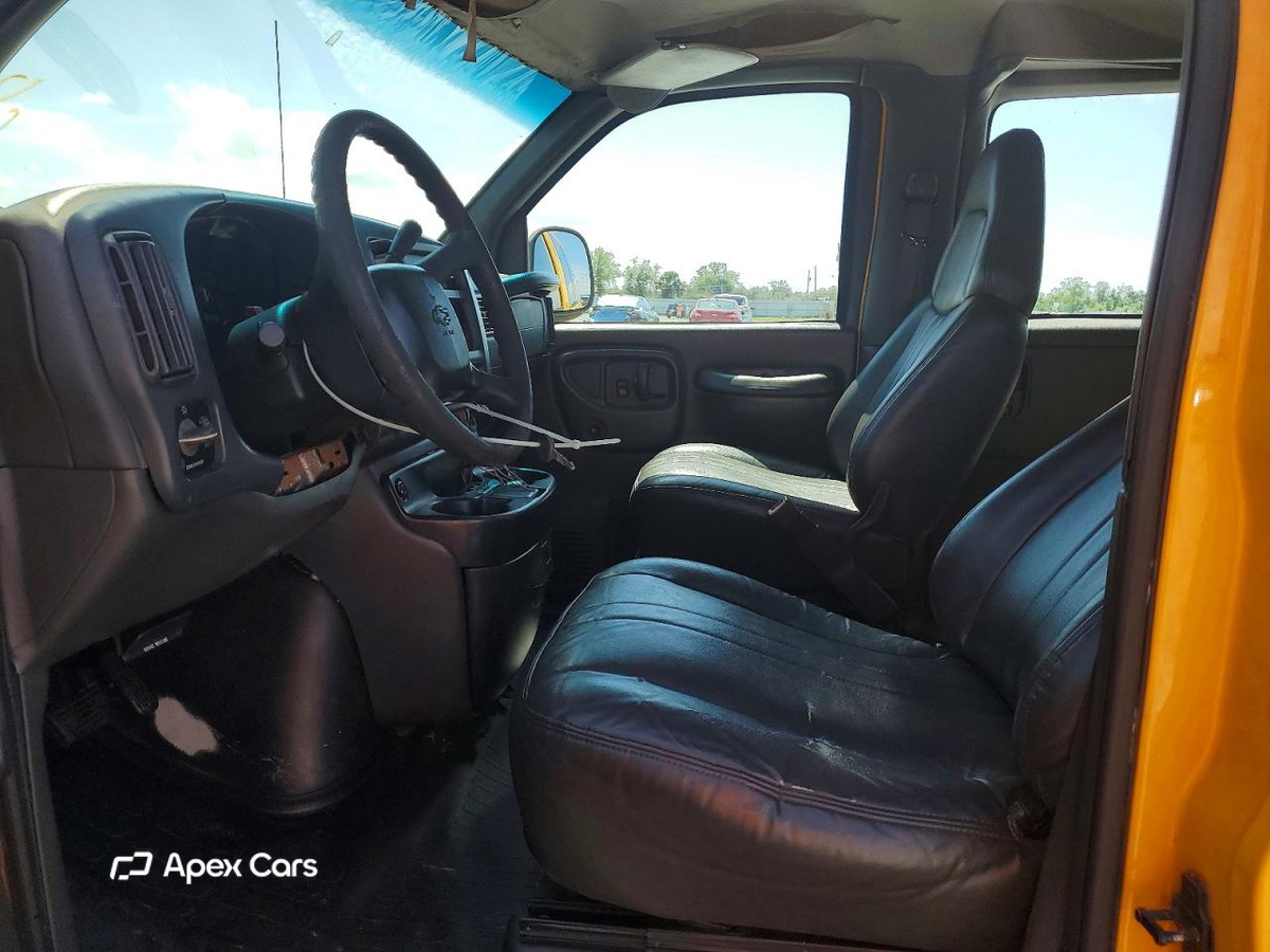 Chevrolet Express 2002