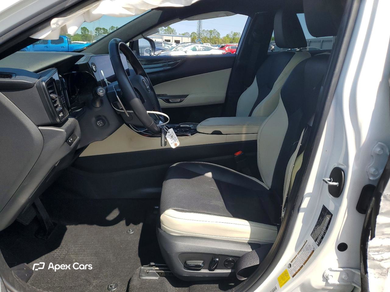 Lexus NX 2024
